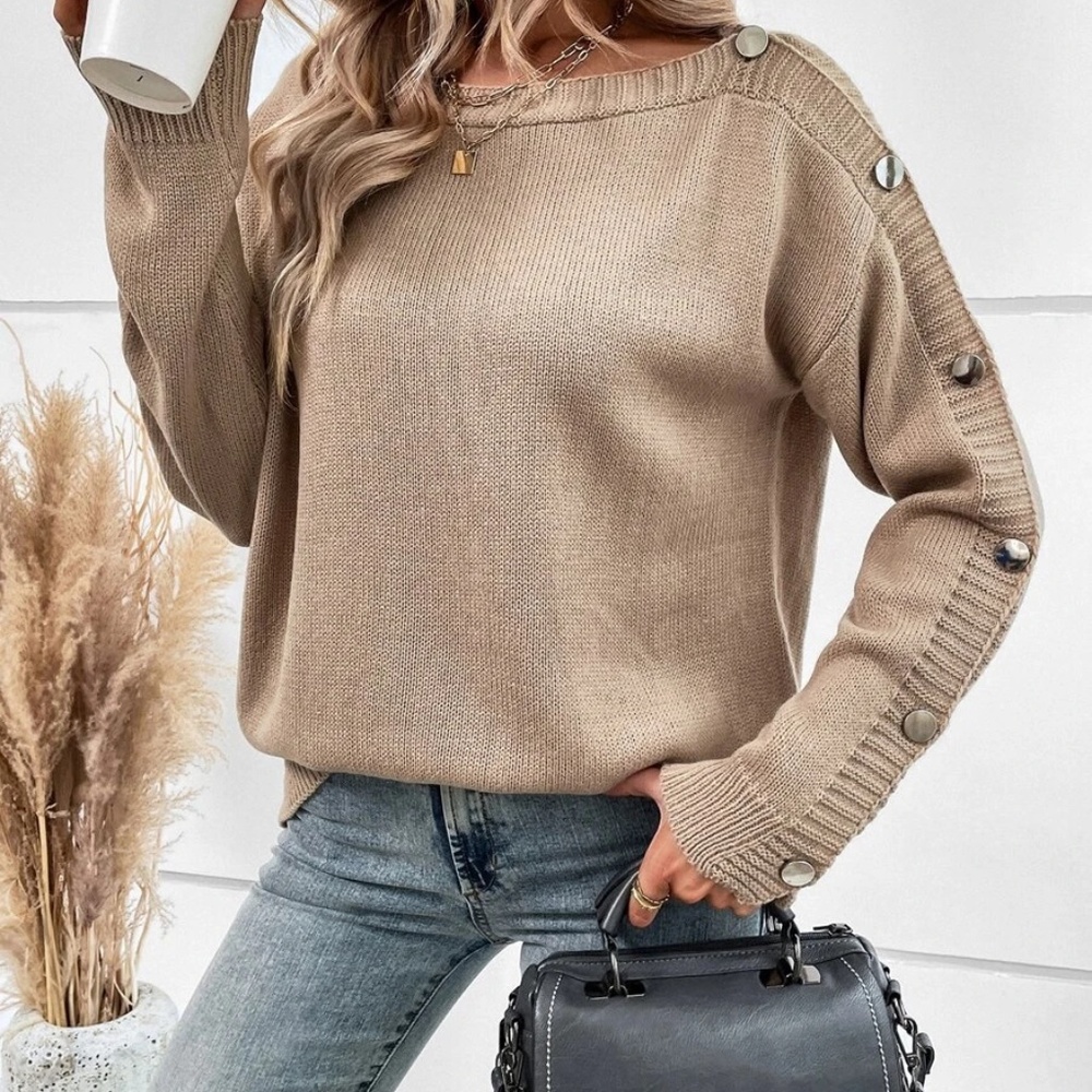 Cozy Button Cut out Sleeve Oversized Sweater Top - Picture 4 of 5